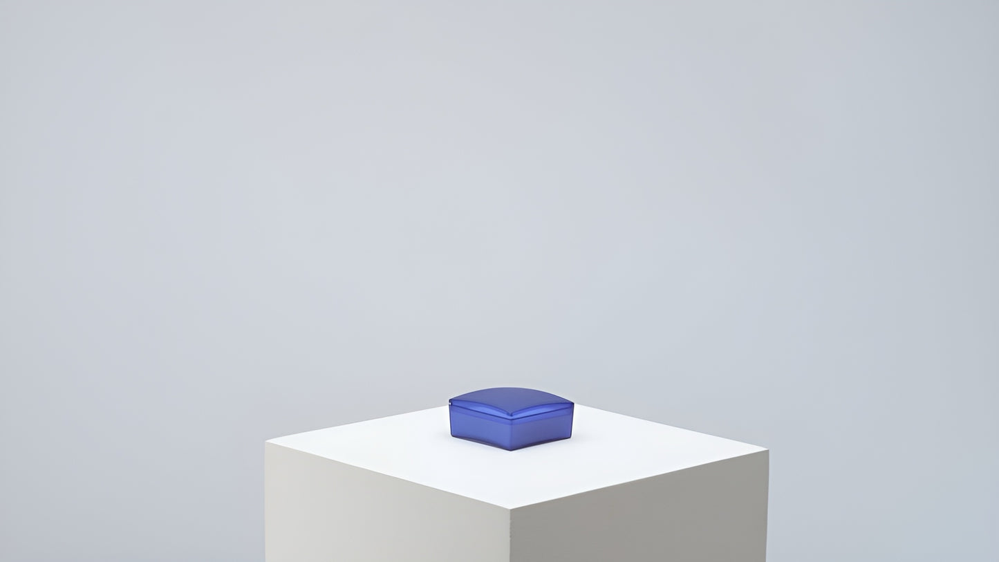 Futura Universal Box, Small (Pack of 100)