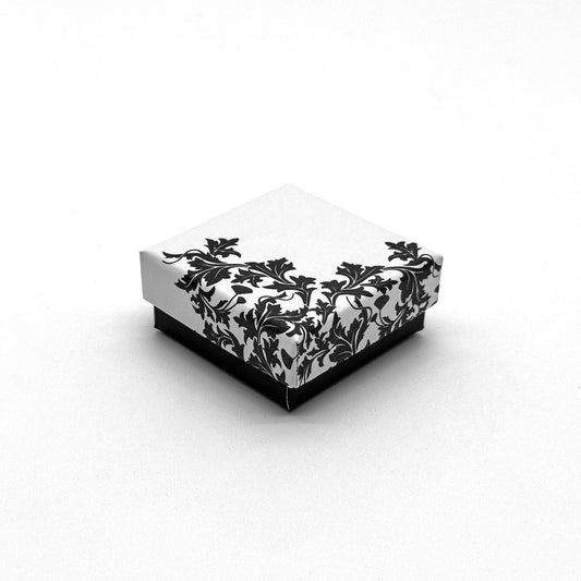 Lyon Plus | Monochrome Floral Stud Earring Box (Pack of 100)