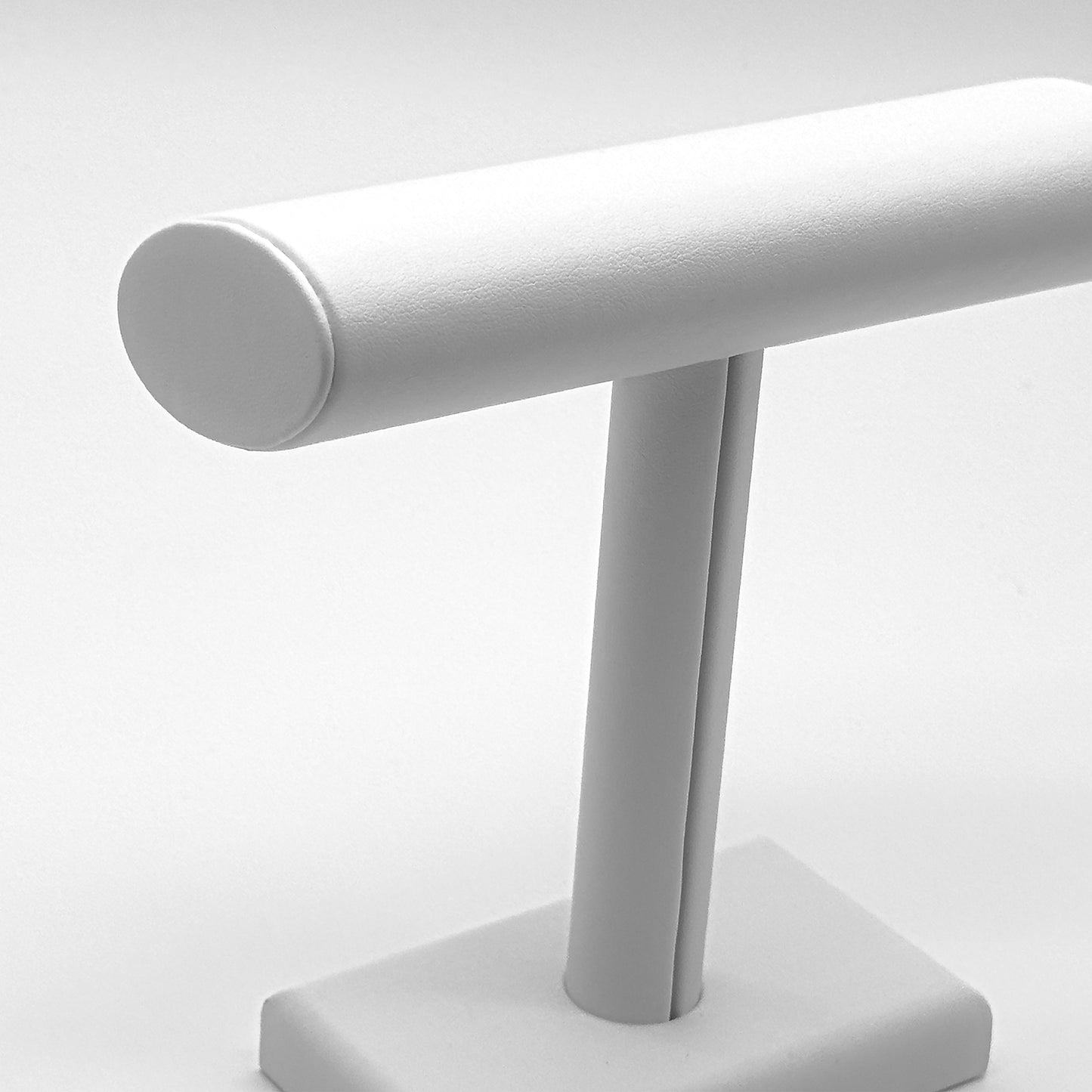 Impressions | T-Bar Bangle Display