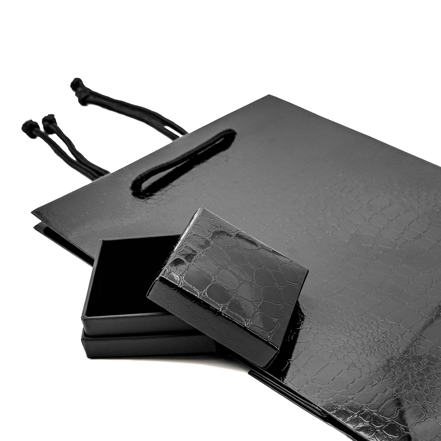 Amazon | Black Gloss String Handle Gift Bag with Imitation Crocodile Skin Finish (Pack of 10)