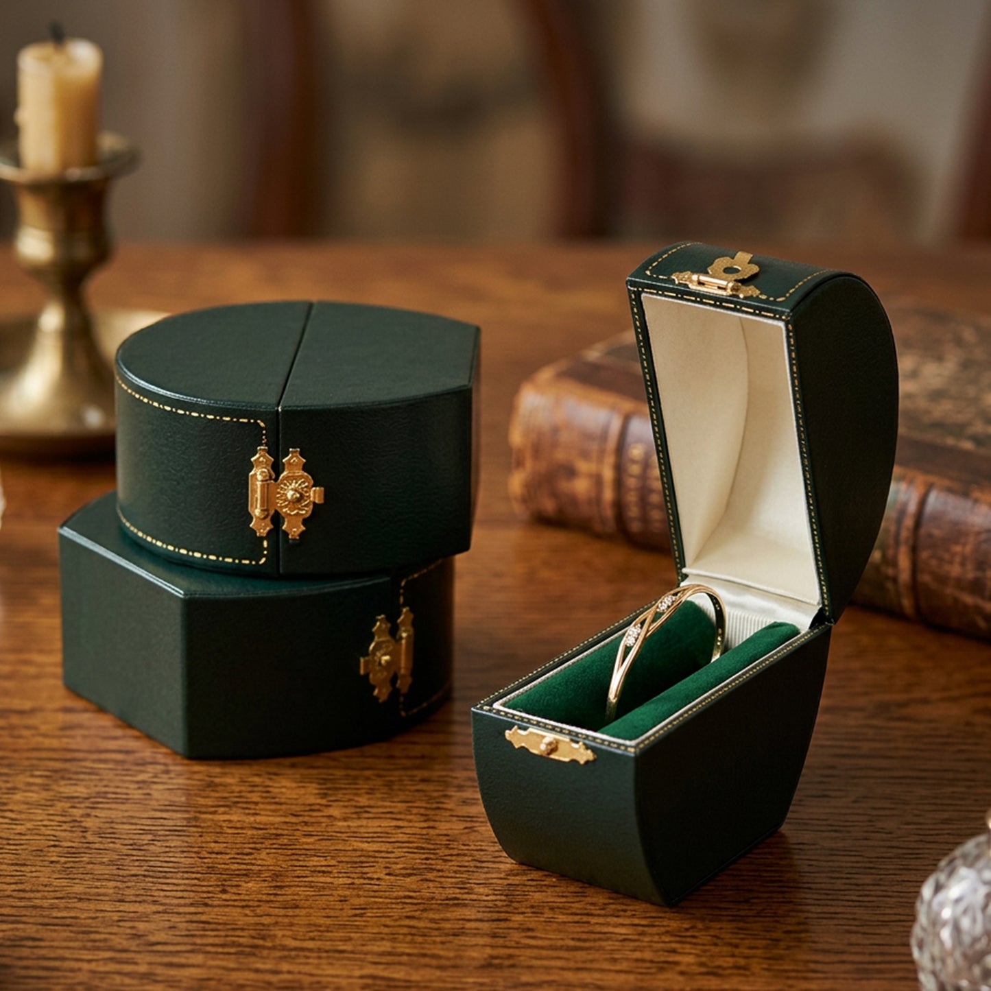 Venice Antique | Vintage Round Green Bangle Case with Gold Clasp (Pack of 6)