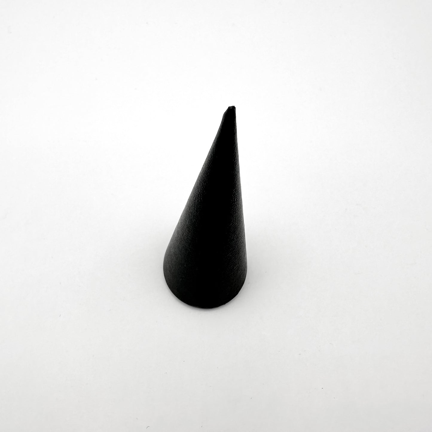 Ring Cone Display Stand | Black / White