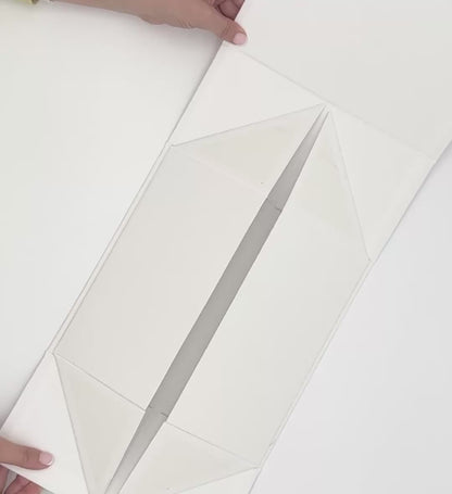 The Gift Box | Magnetic Folding Box for Gifts & Hampers