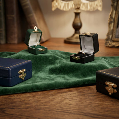 Venice Antique | Vintage Ring Case with Gold Clasp (Pack of 6)