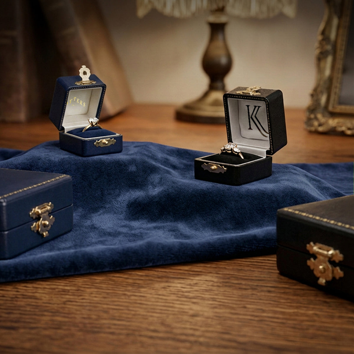 Venice Antique | Vintage Ring Case with Gold Clasp (Pack of 6)
